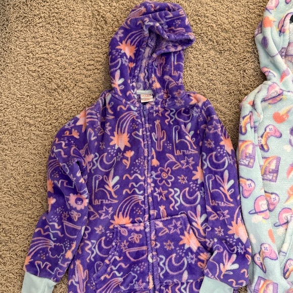 Bundle of 2 Hooded Fleece Onesie pajamas size 7/8 - Picture 2 of 4